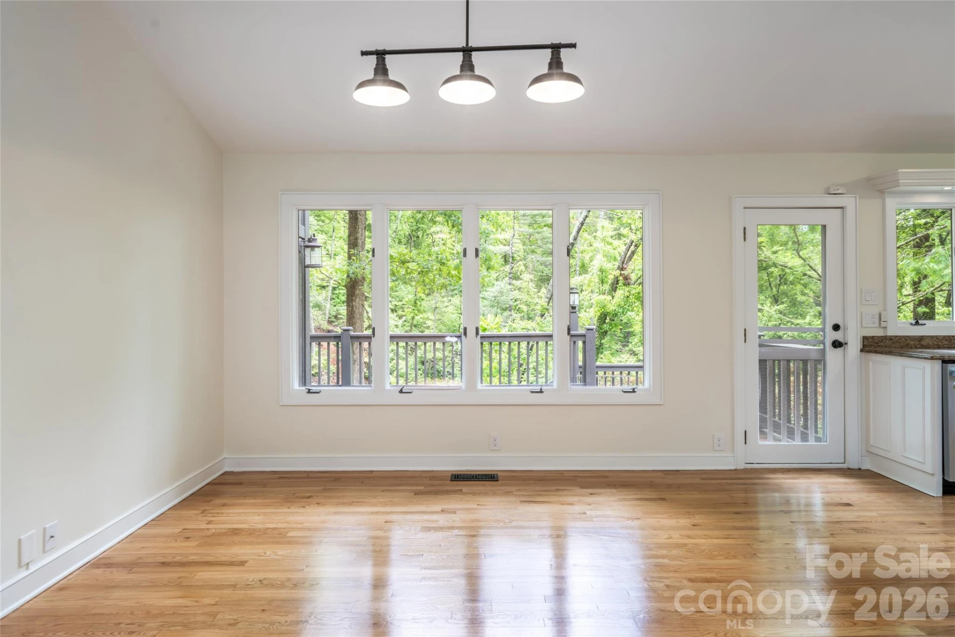 201 Covewood Trail - Photo 7