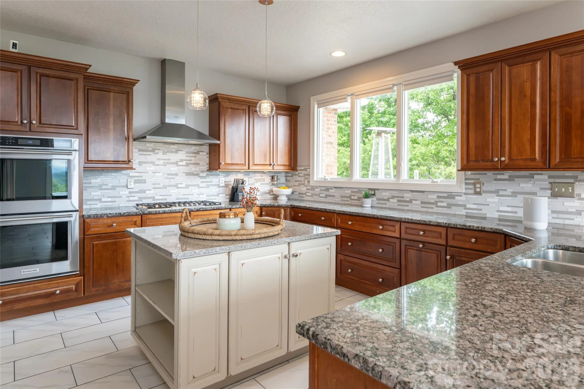 153 Mills Place - Photo 13