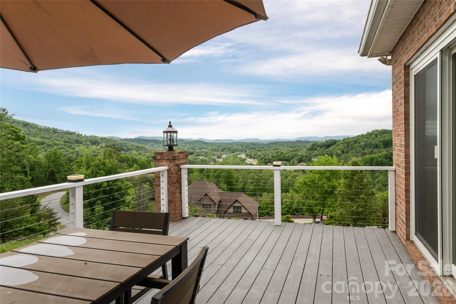 153 Mills Place - Photo 15