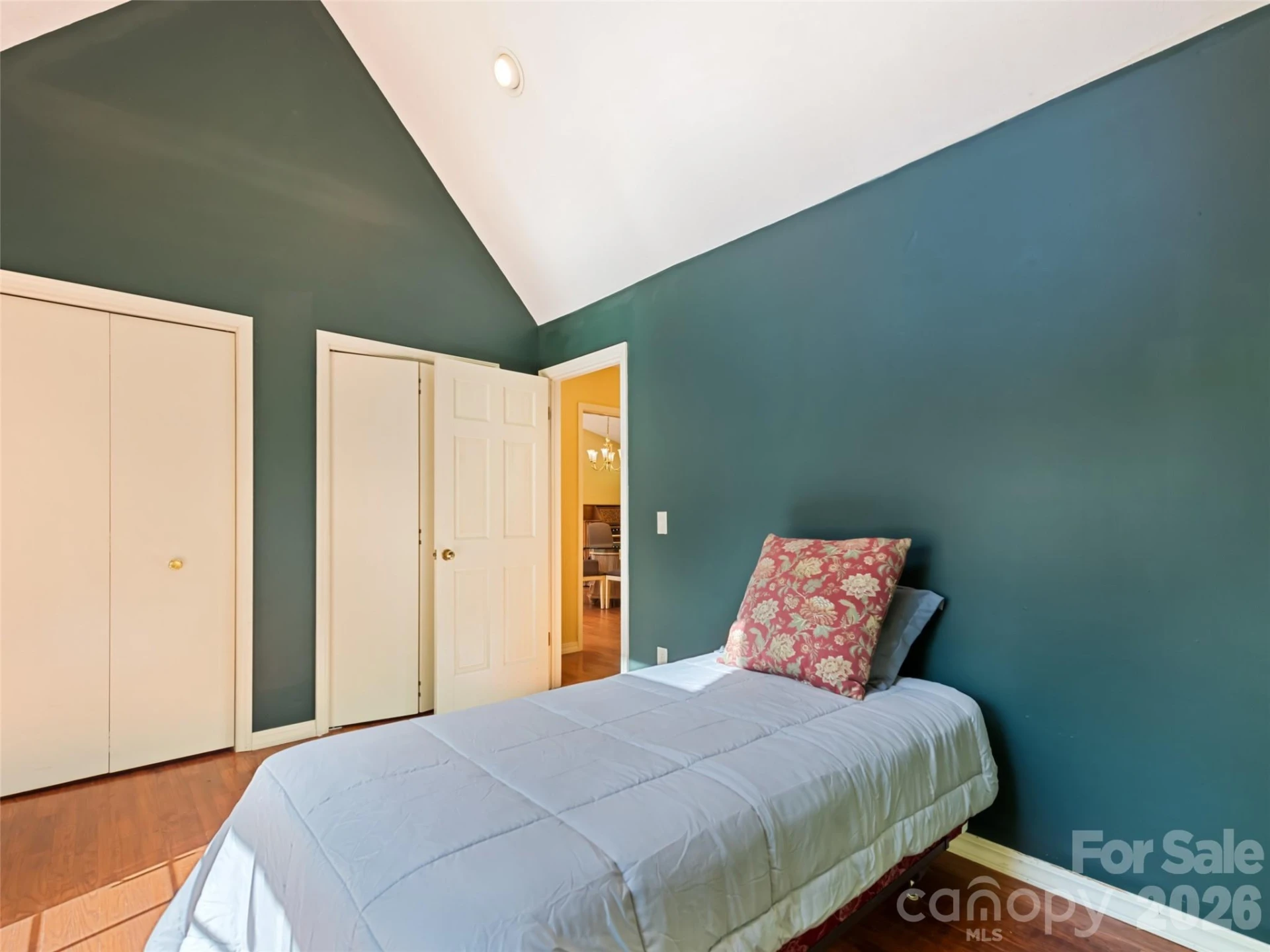 969 Mountain View Drive - Photo 17