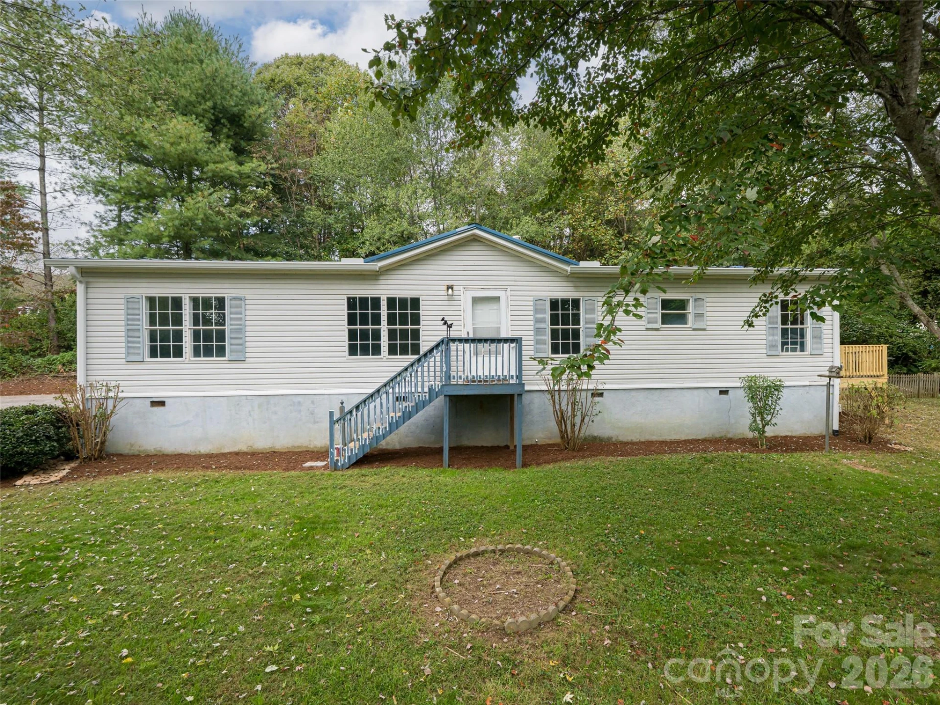 101 Heather Drive - Photo 2