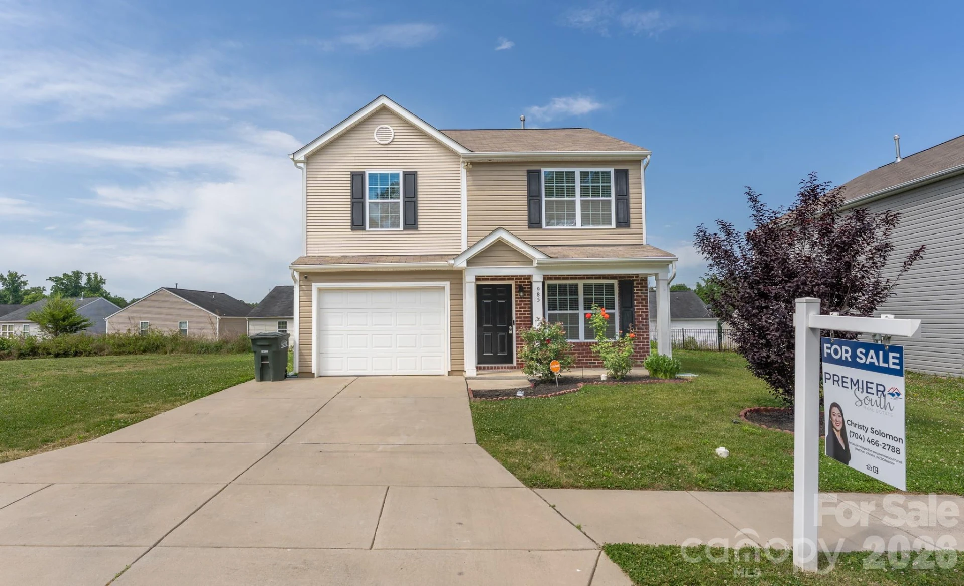 985 Sundance Drive - Photo 2