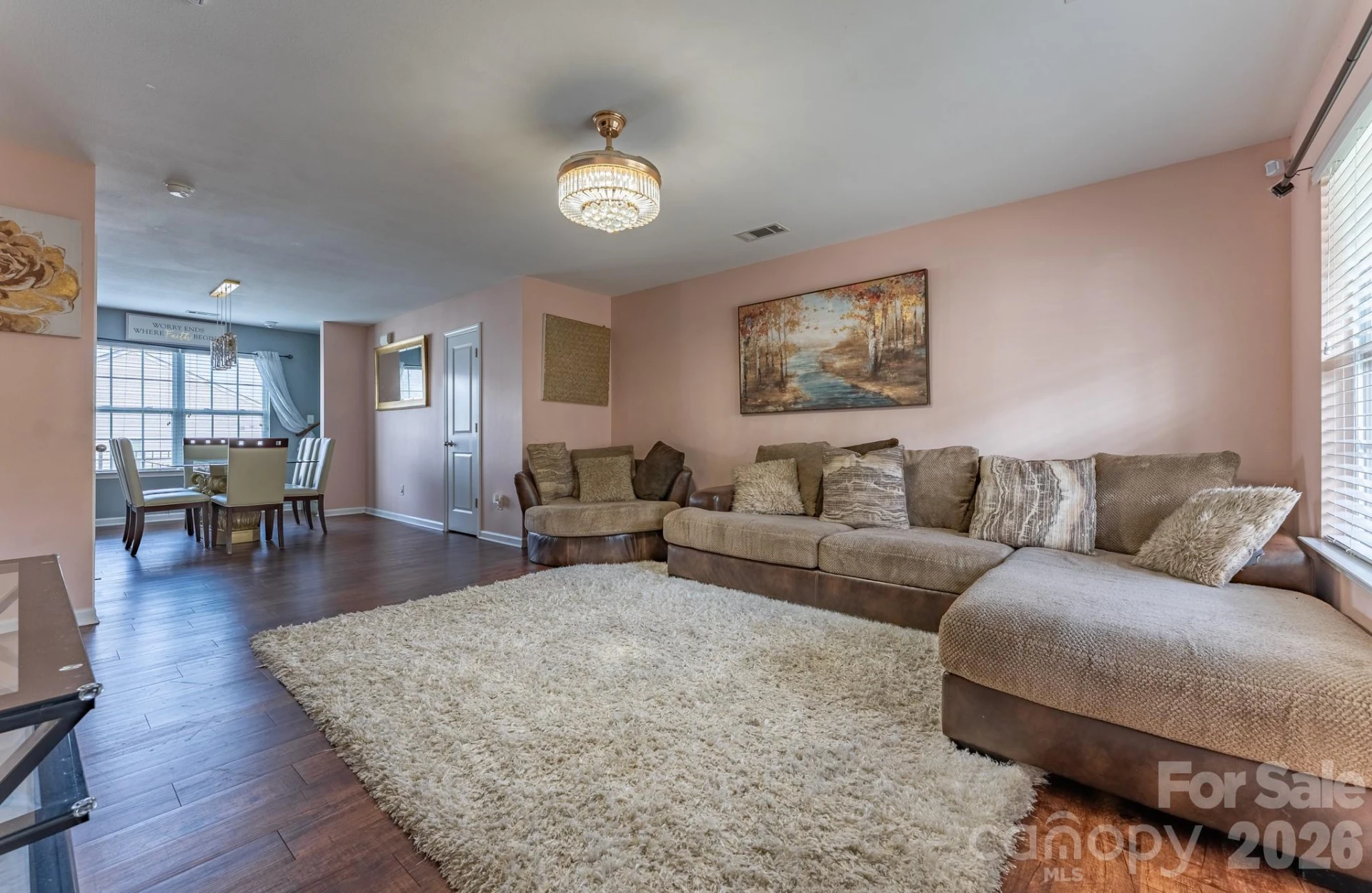 985 Sundance Drive - Photo 3