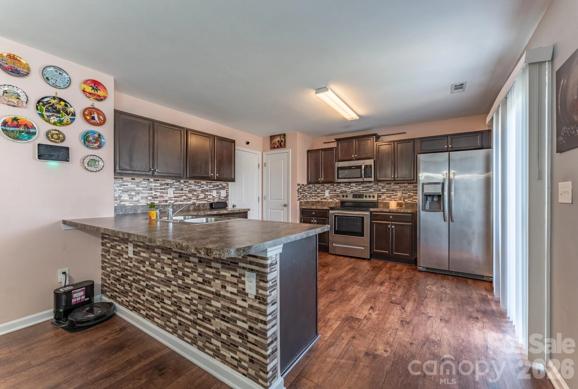 985 Sundance Drive - Photo 6