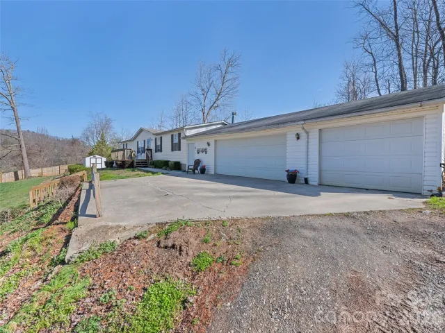 136 Peaceful Valley Drive, Leicester, NC, 28748