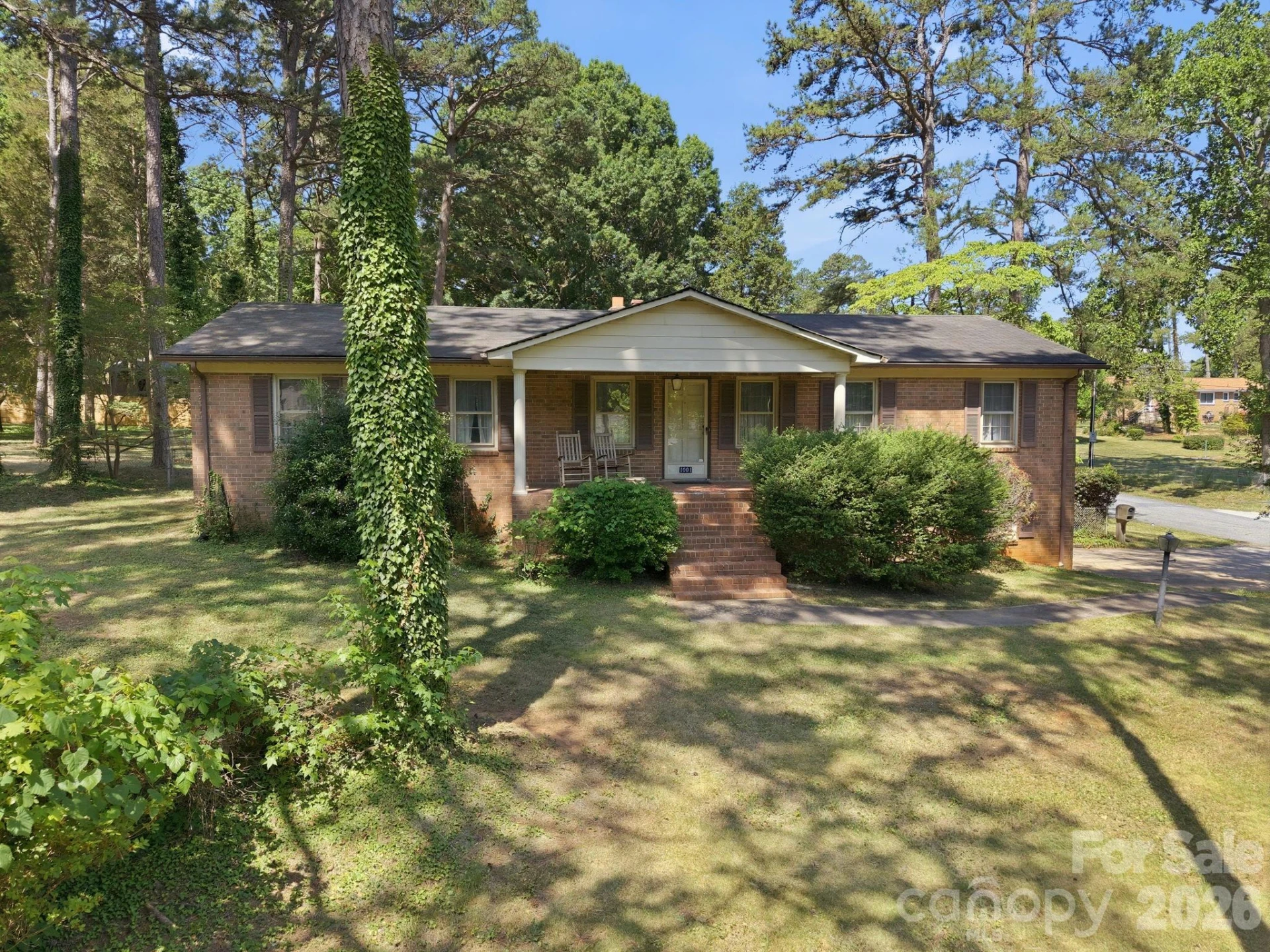 1001 Faith Road