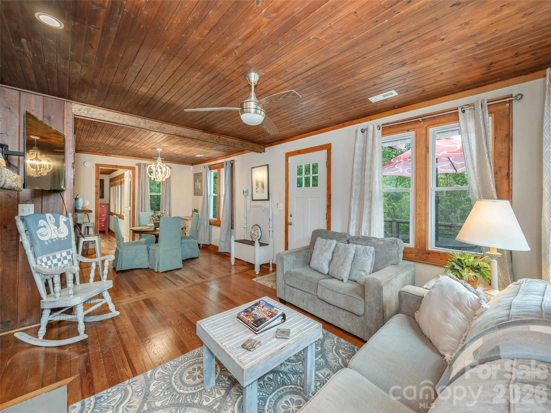 811 Miami Terrace - Photo 4
