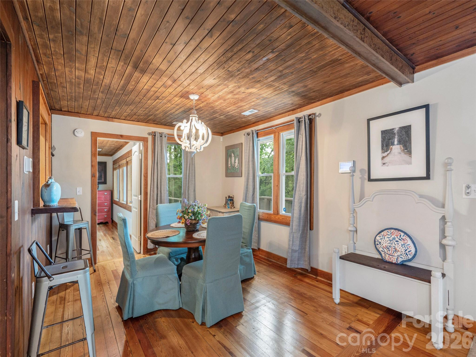 811 Miami Terrace - Photo 5