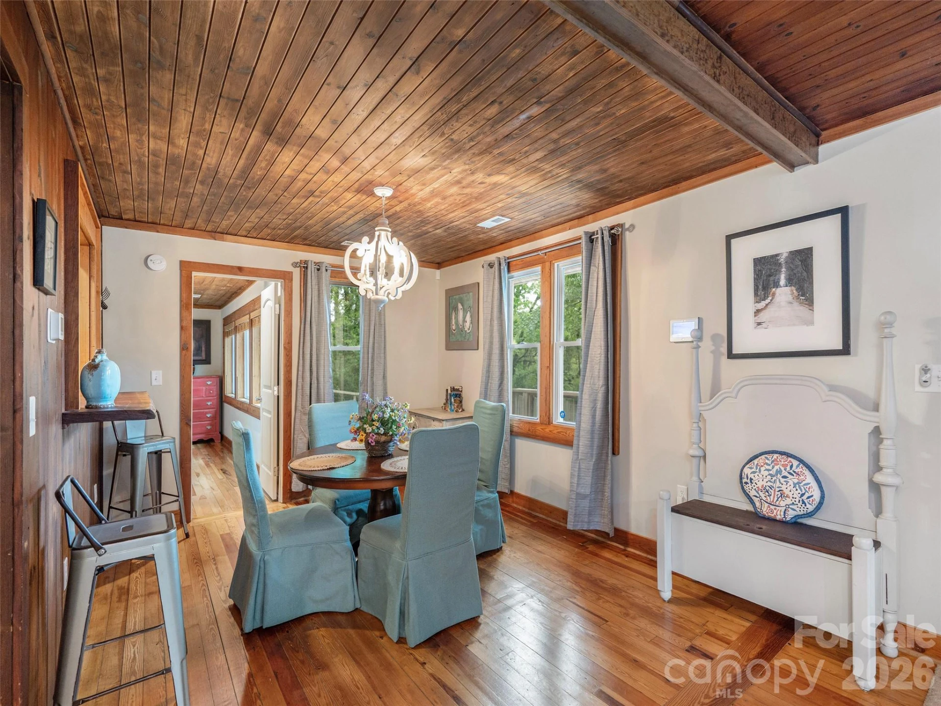 811 Miami Terrace - Photo 5