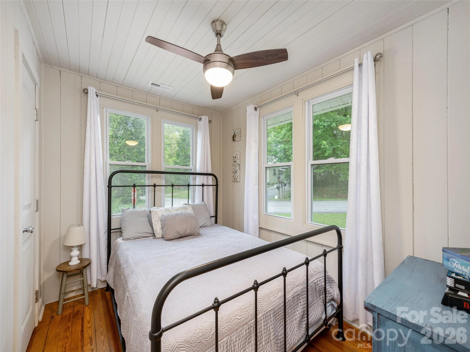 811 Miami Terrace - Photo 9