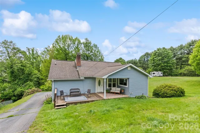 48 Medford Avenue, Waynesville, NC, 28786