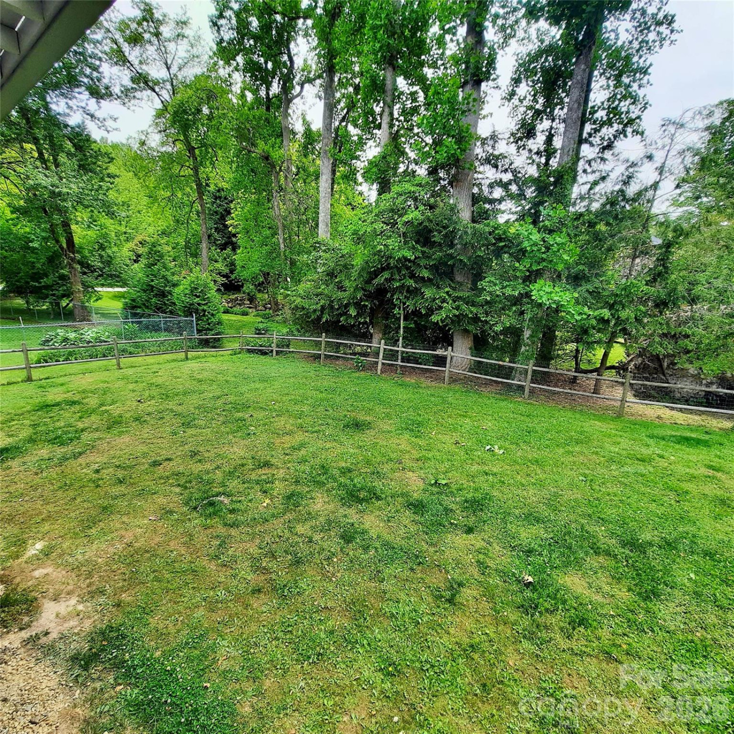 104 Richards Drive - Photo 9