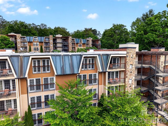404 Bowling Park Road, Asheville, NC, 28803