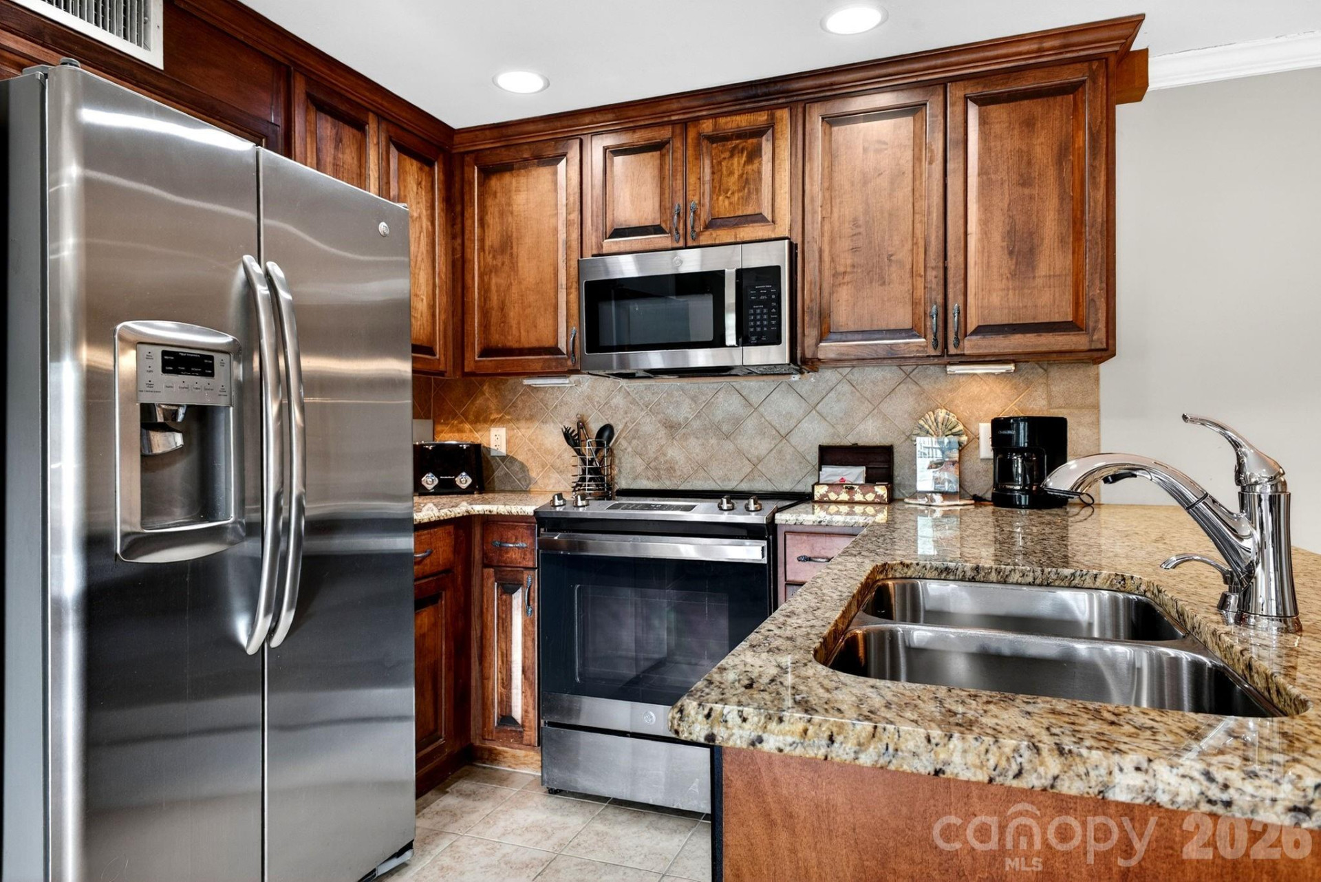 404 Bowling Park Road - Photo 18