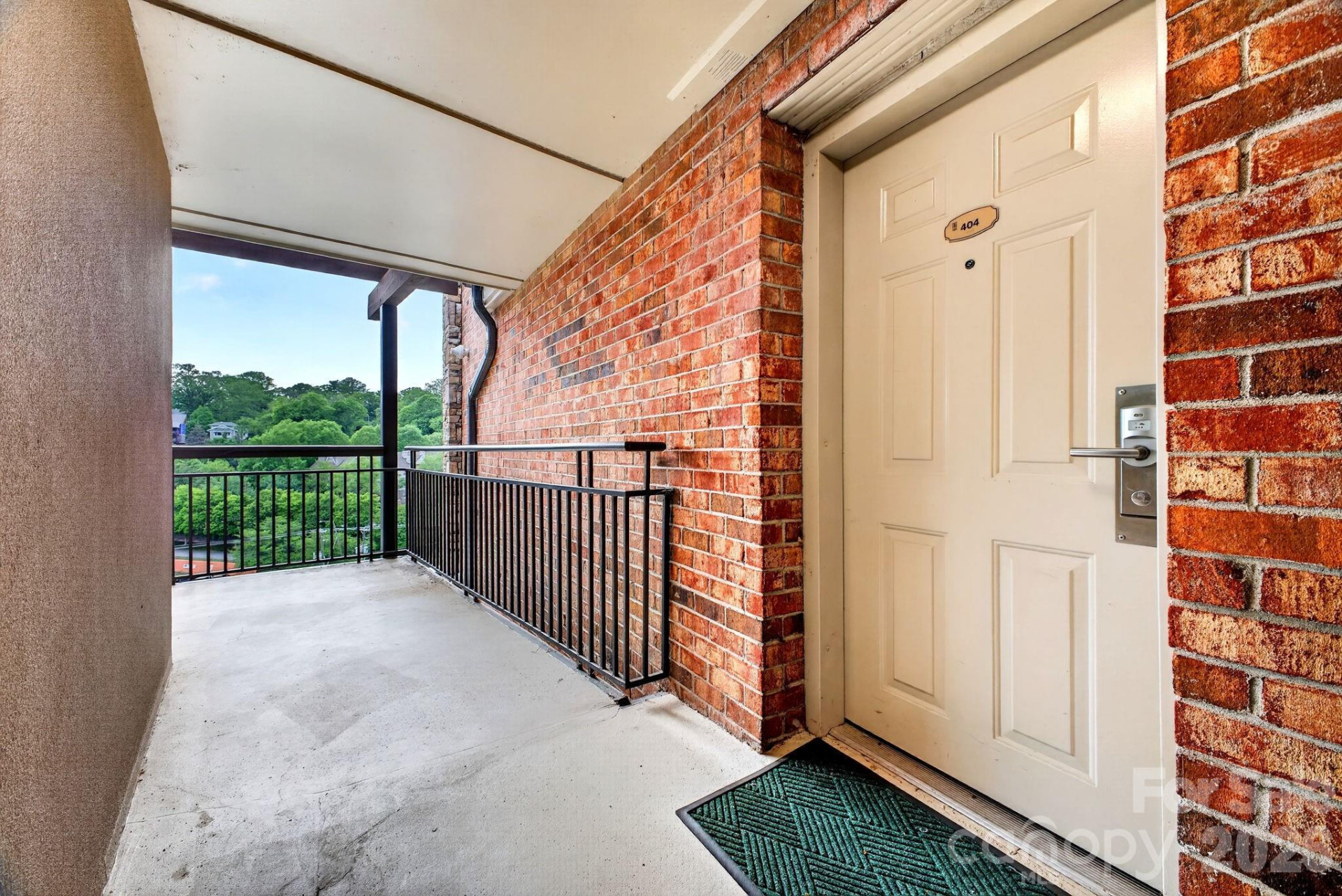 404 Bowling Park Road - Photo 5