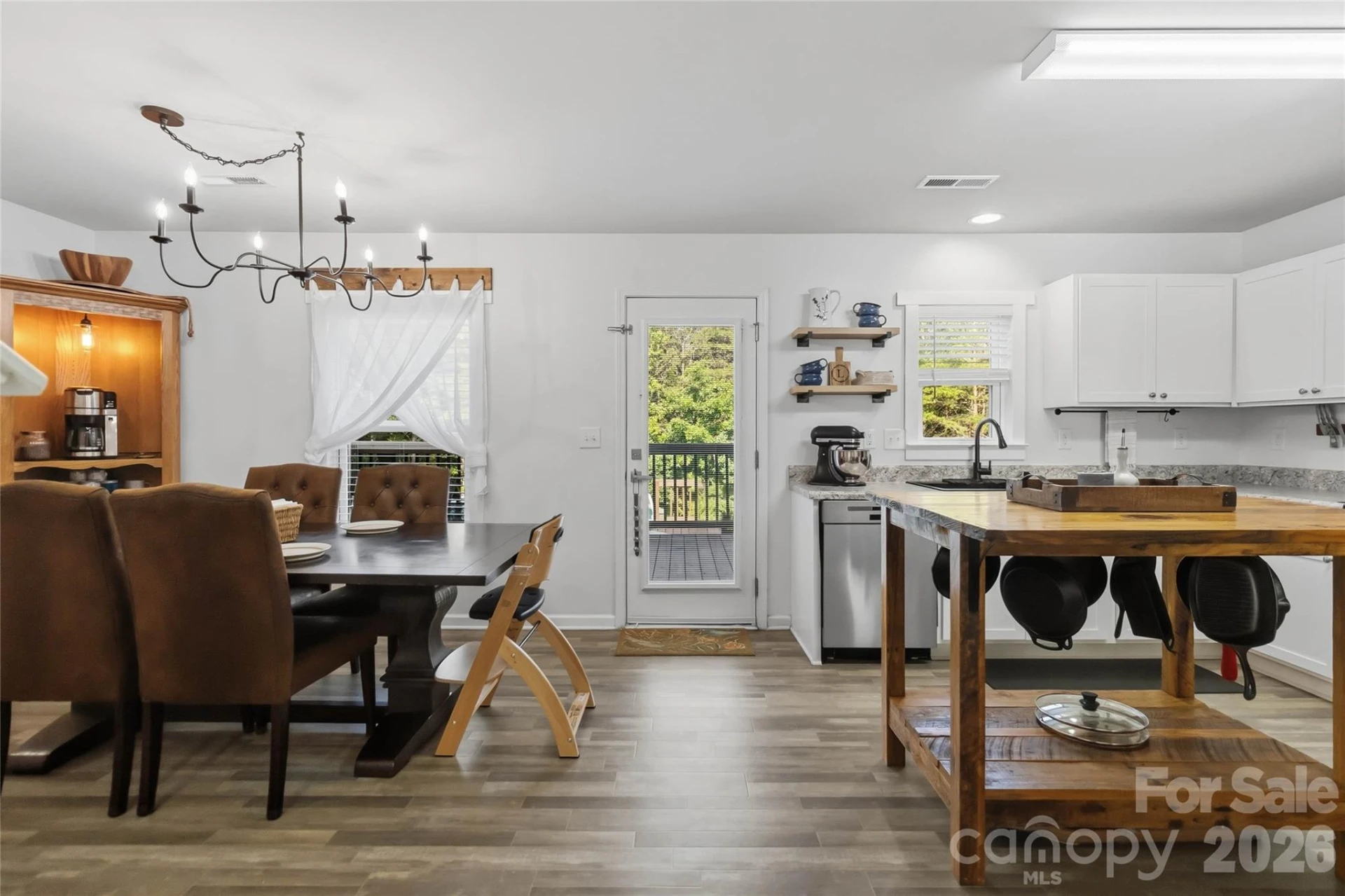 2220 Pinnacle View Drive - Photo 11
