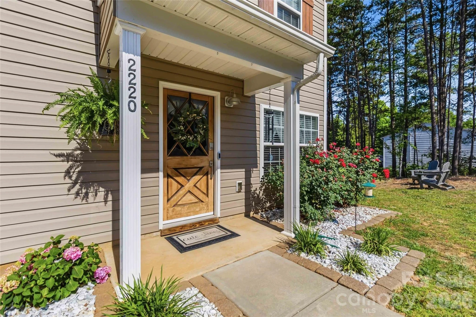 2220 Pinnacle View Drive - Photo 3