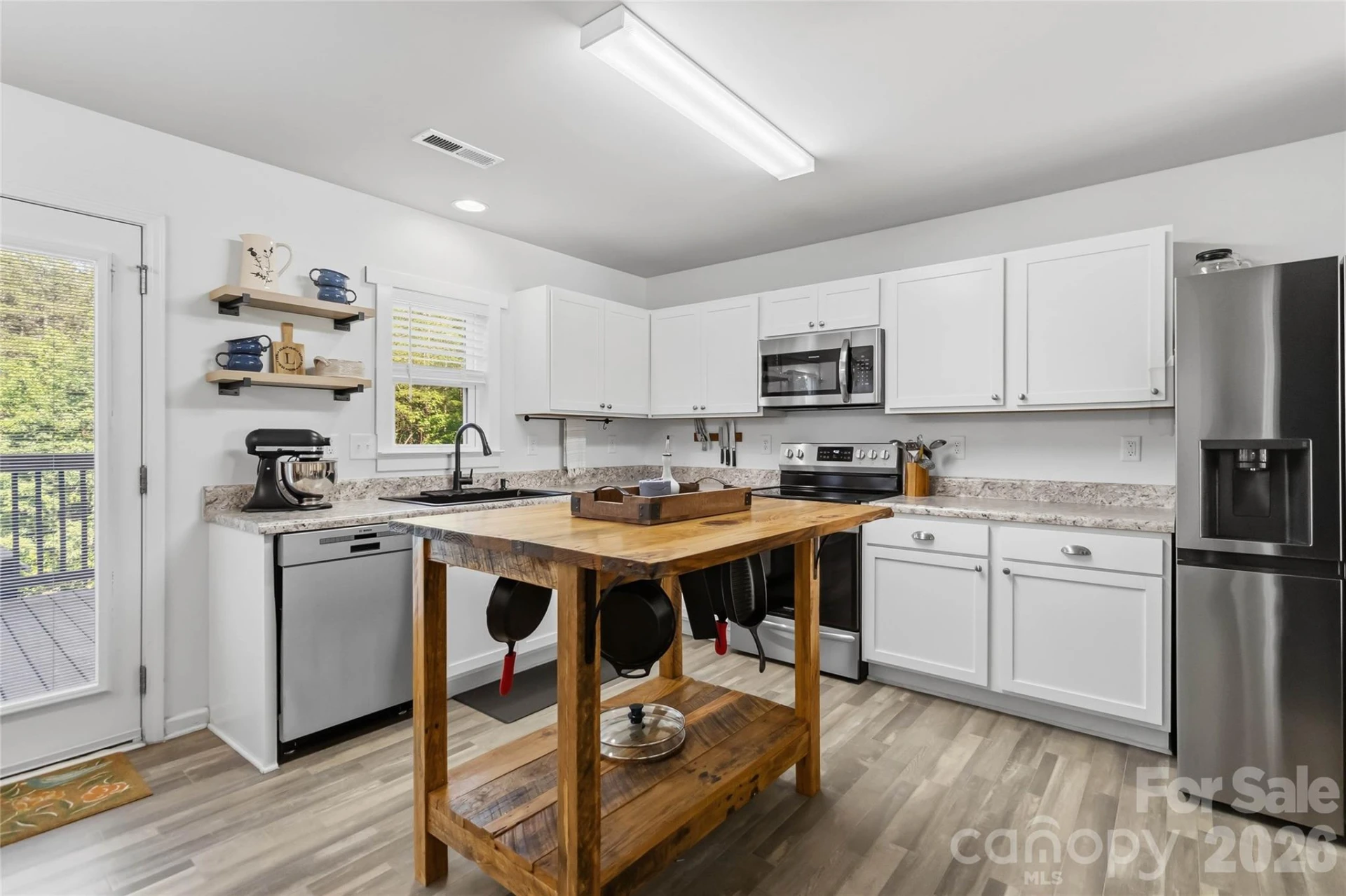 2220 Pinnacle View Drive - Photo 8