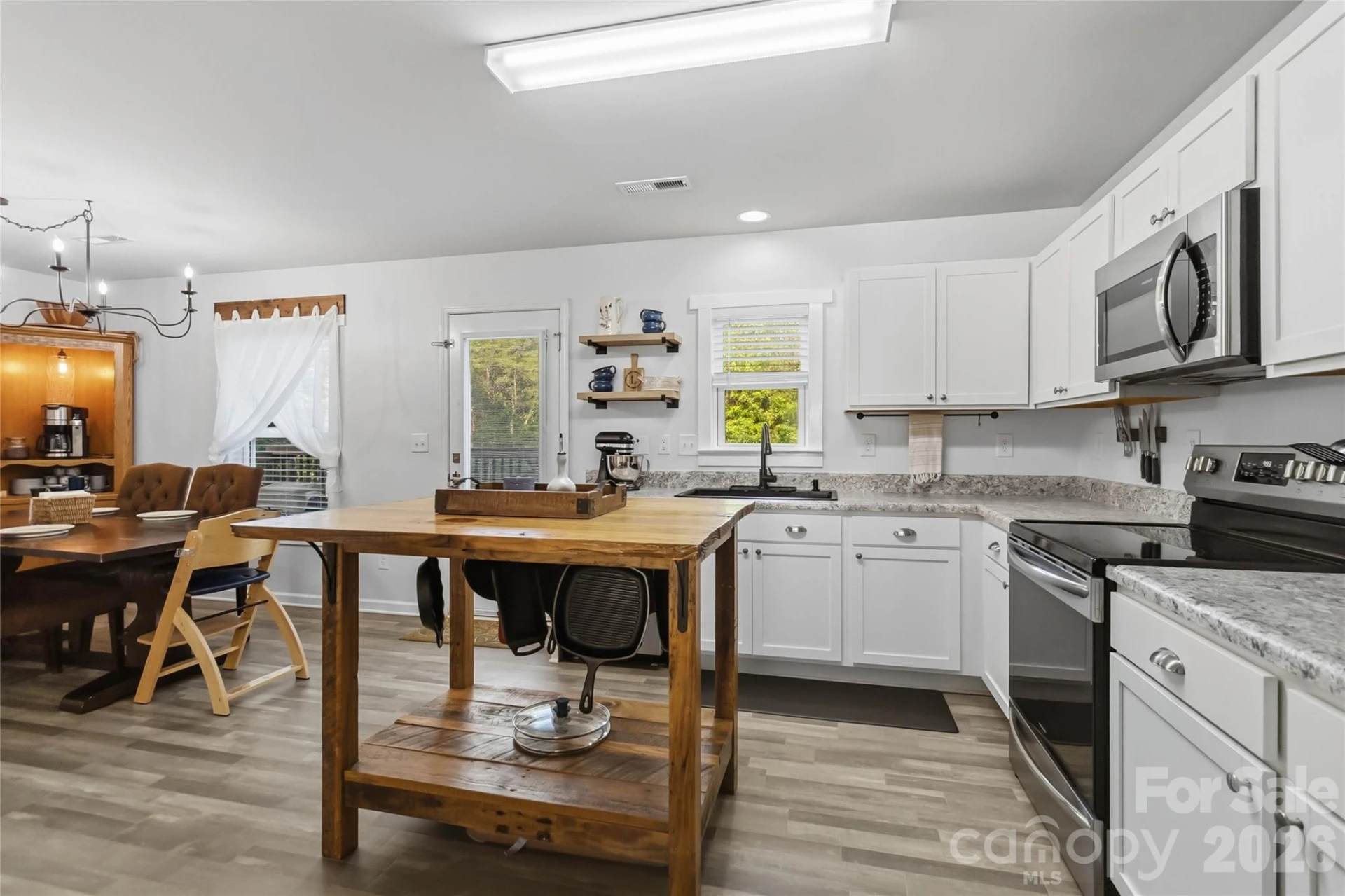 2220 Pinnacle View Drive - Photo 10
