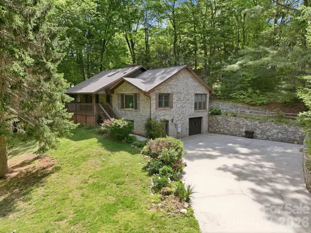 1 Mountain Heritage Place, Candler, NC, 28715