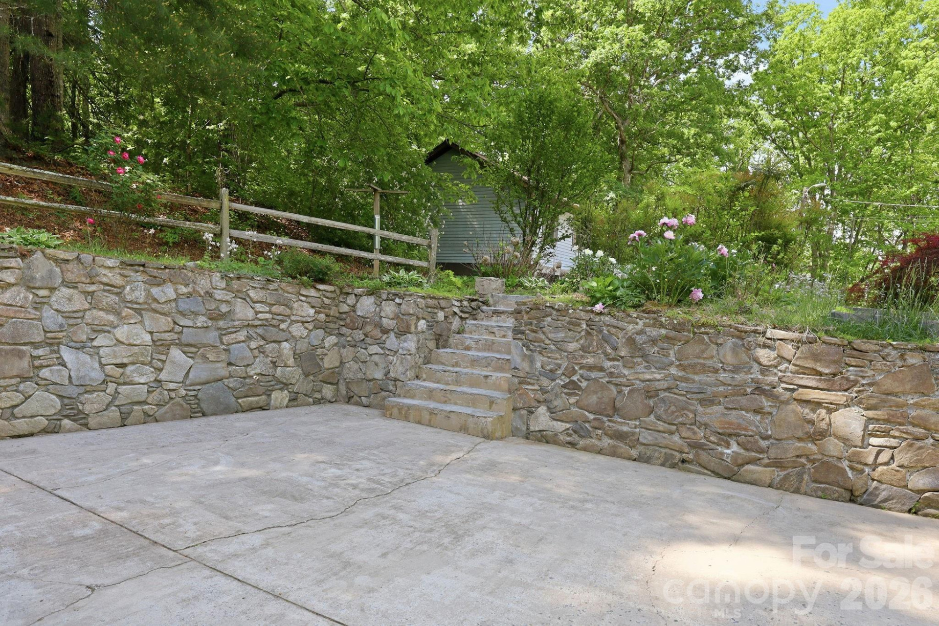 1 Mountain Heritage Place - Photo 35