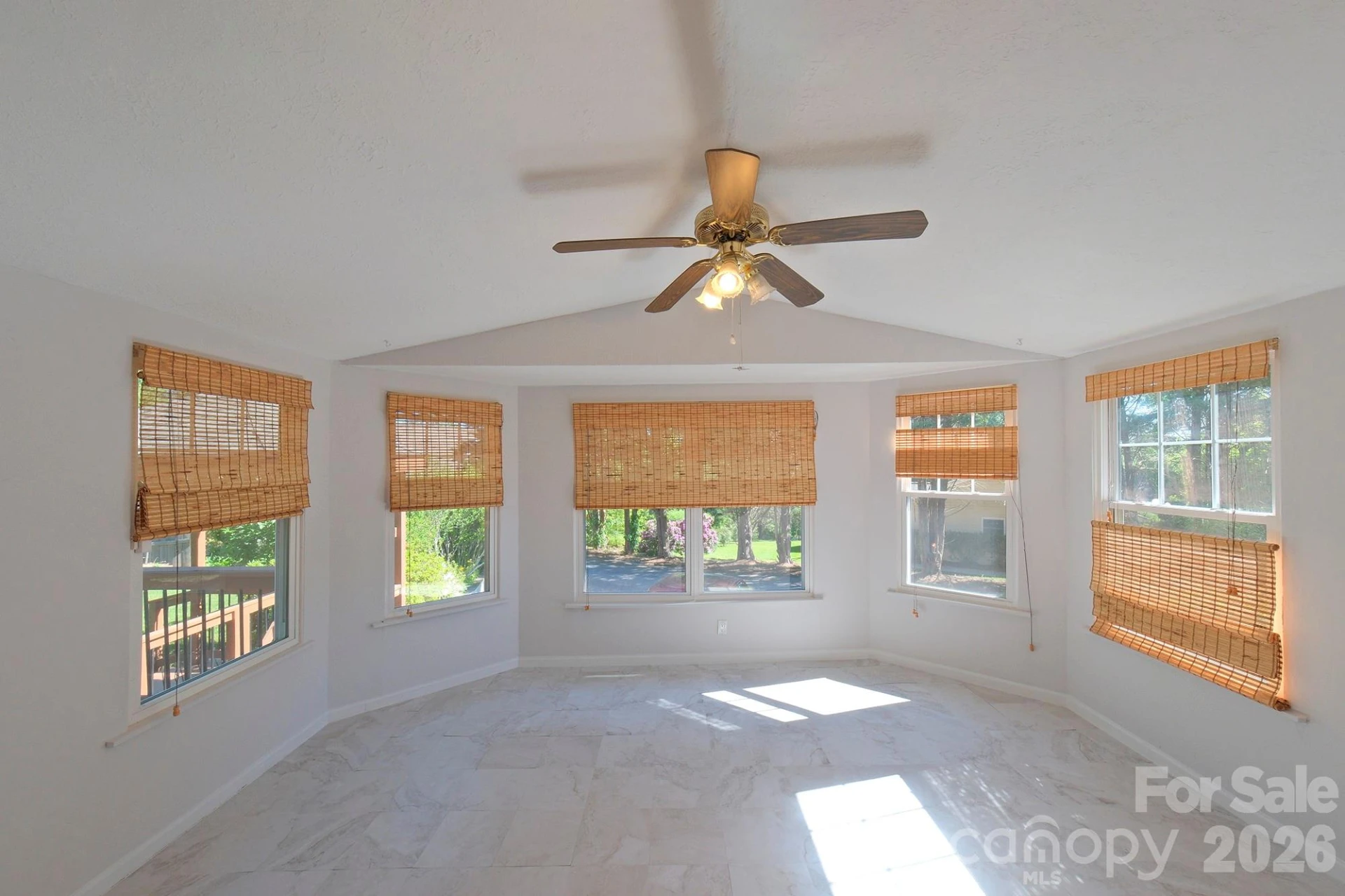 132 Serenity Circle - Photo 5