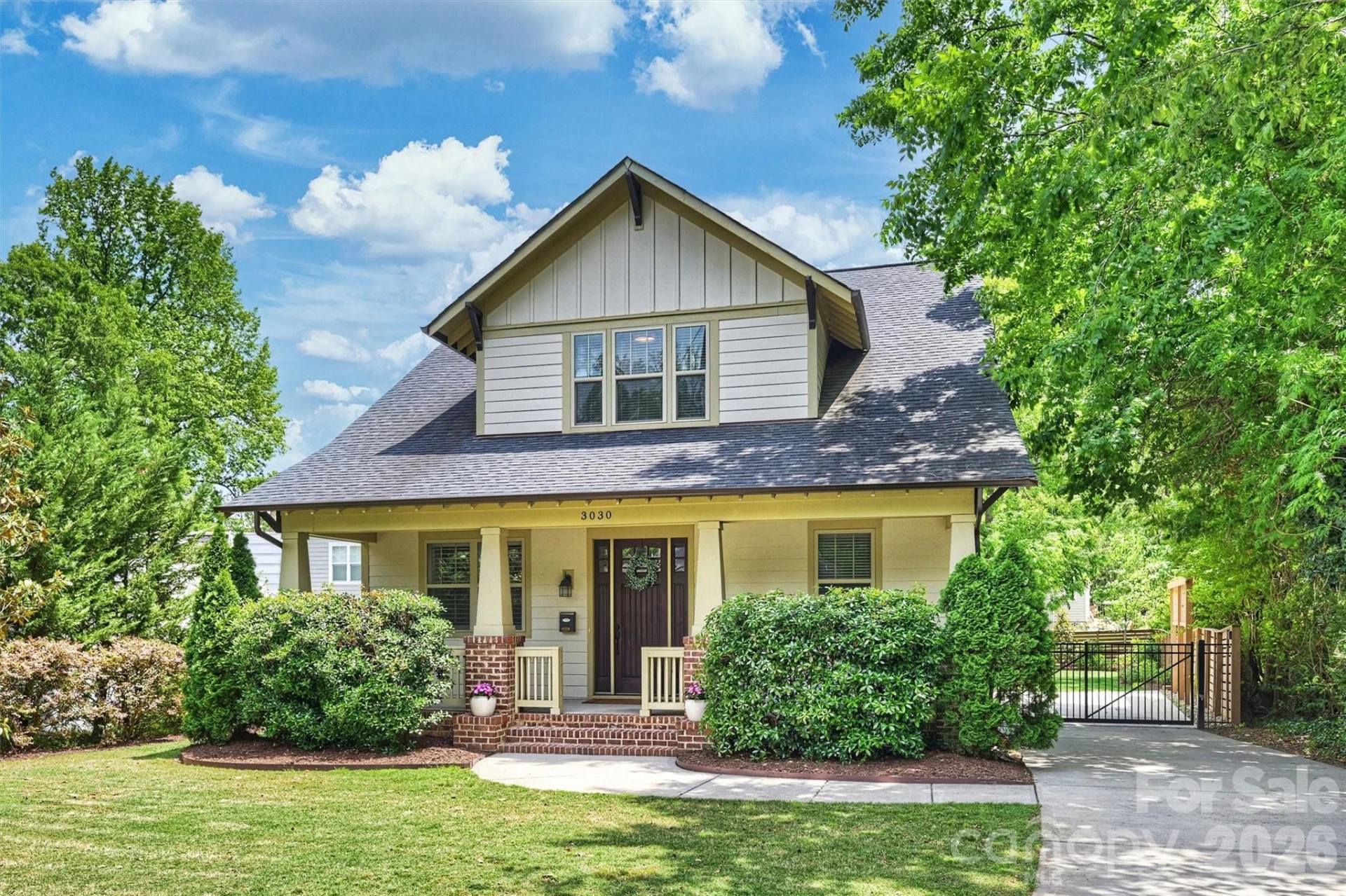3030 Attaberry Drive - Photo 2