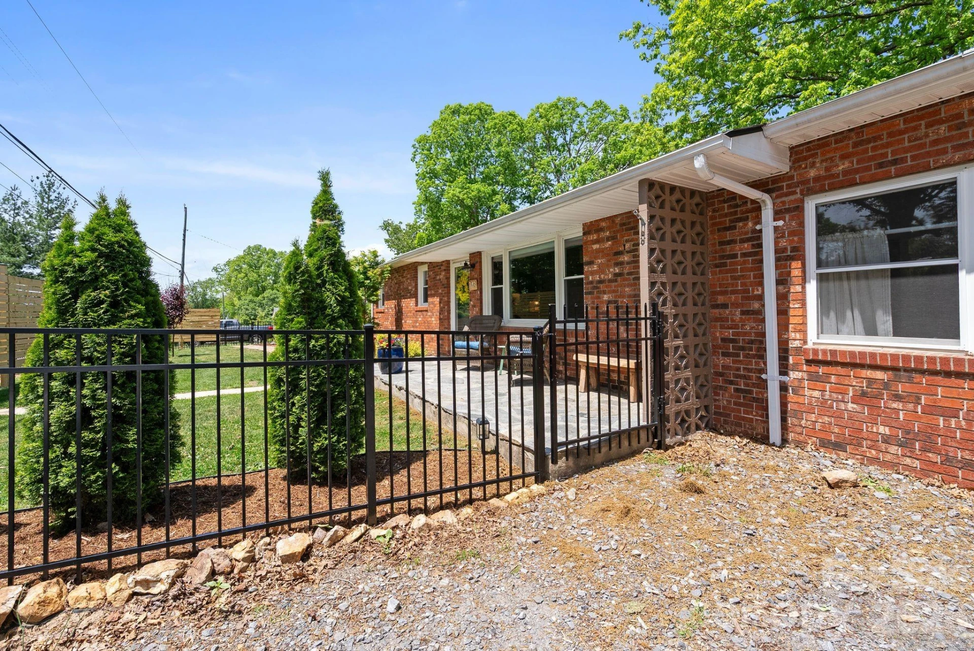 343 Oakview Park Road - Photo 35