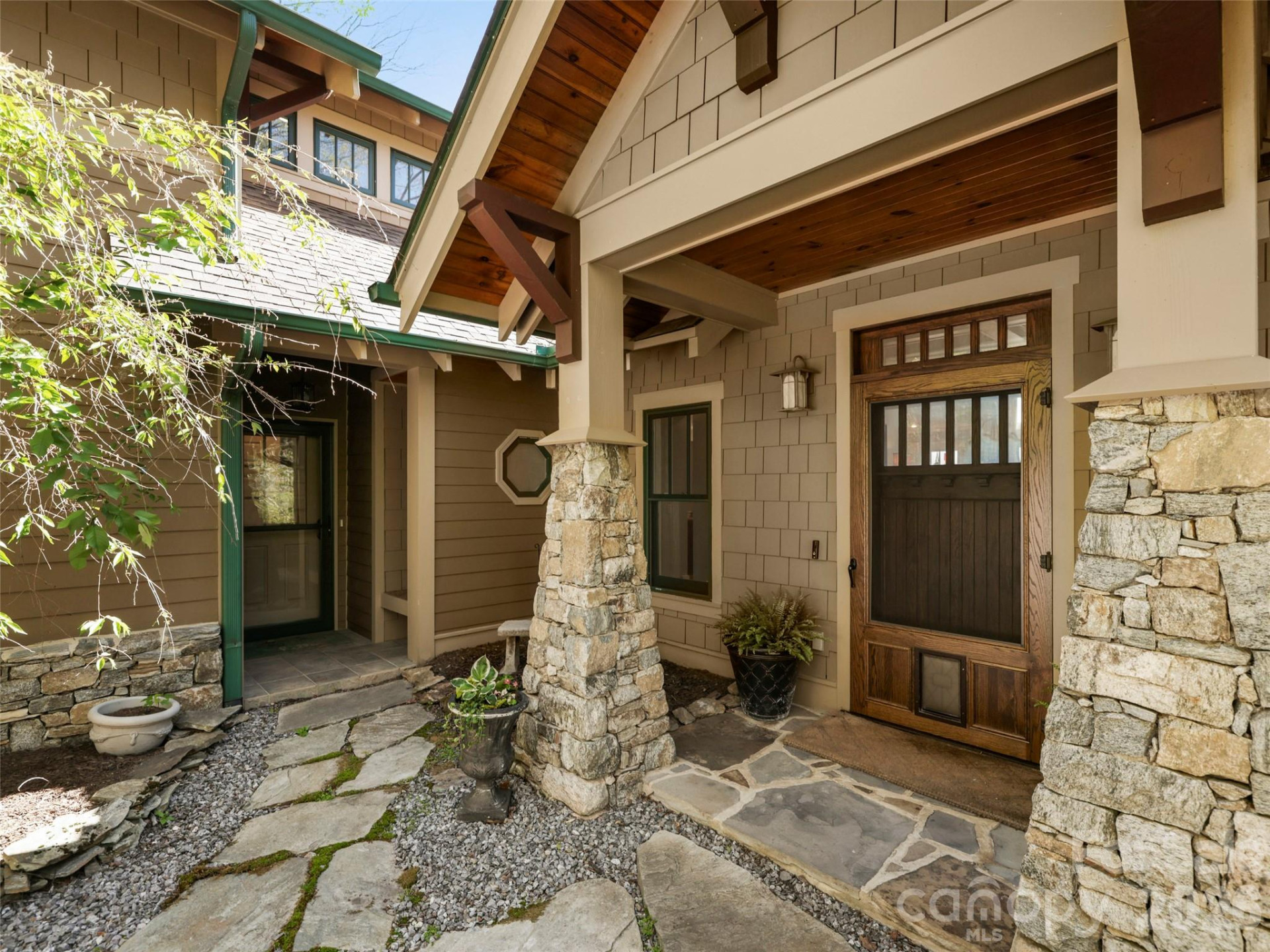 110 Soaring Mountain Drive - Photo 4