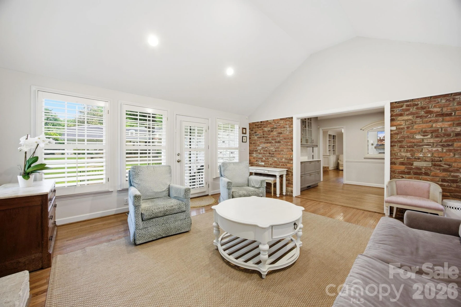 2535 Valencia Terrace - Photo 13
