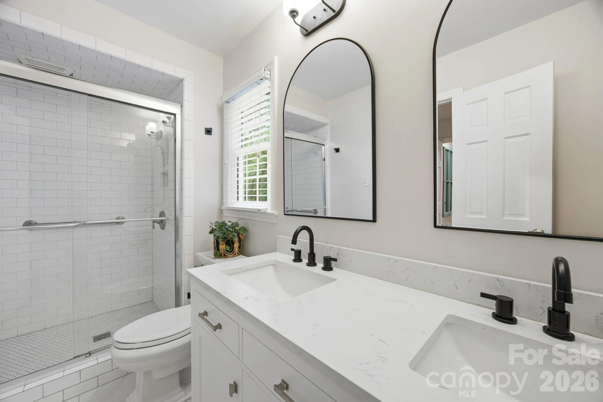 2535 Valencia Terrace - Photo 18