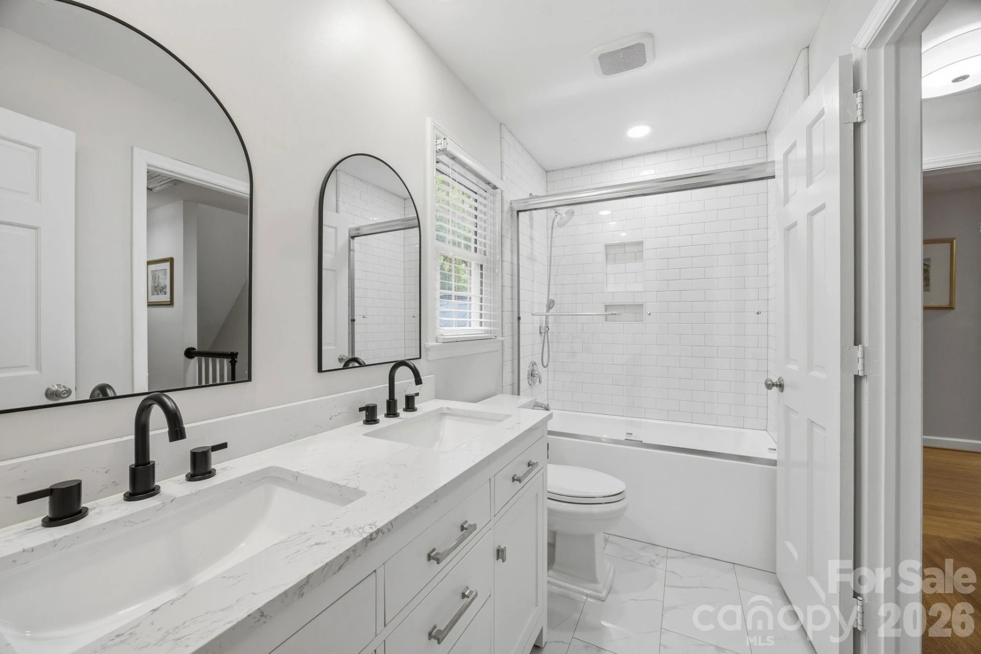 2535 Valencia Terrace - Photo 20