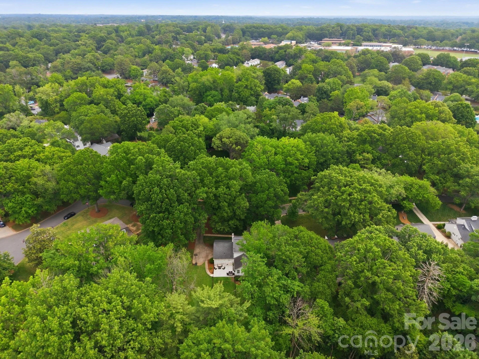 2535 Valencia Terrace - Photo 27