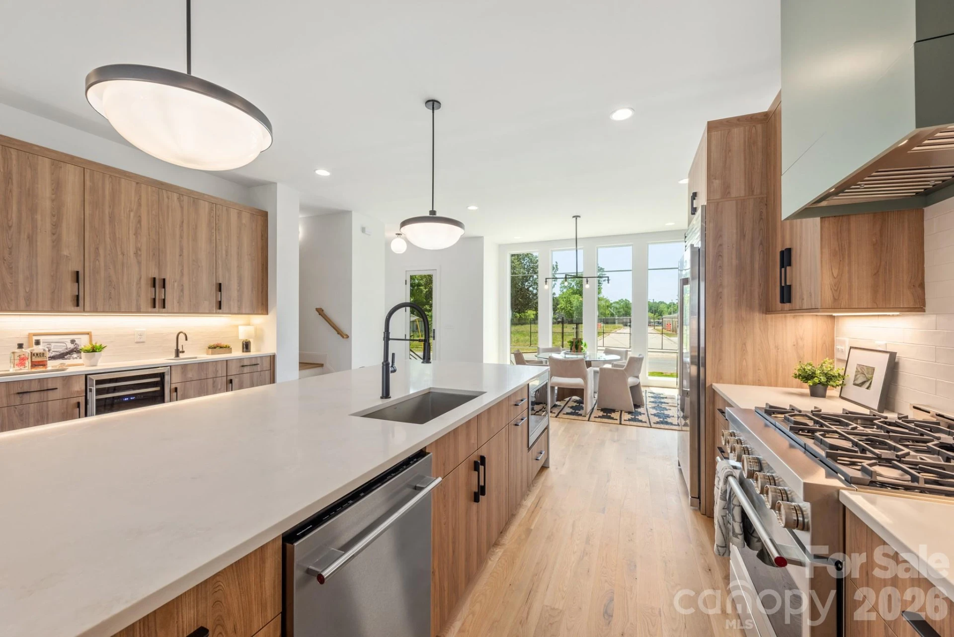 2026 Washington Avenue - Photo 8