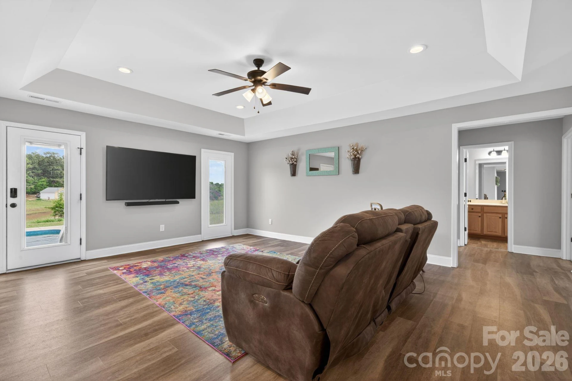 879 Doggett Road - Photo 10