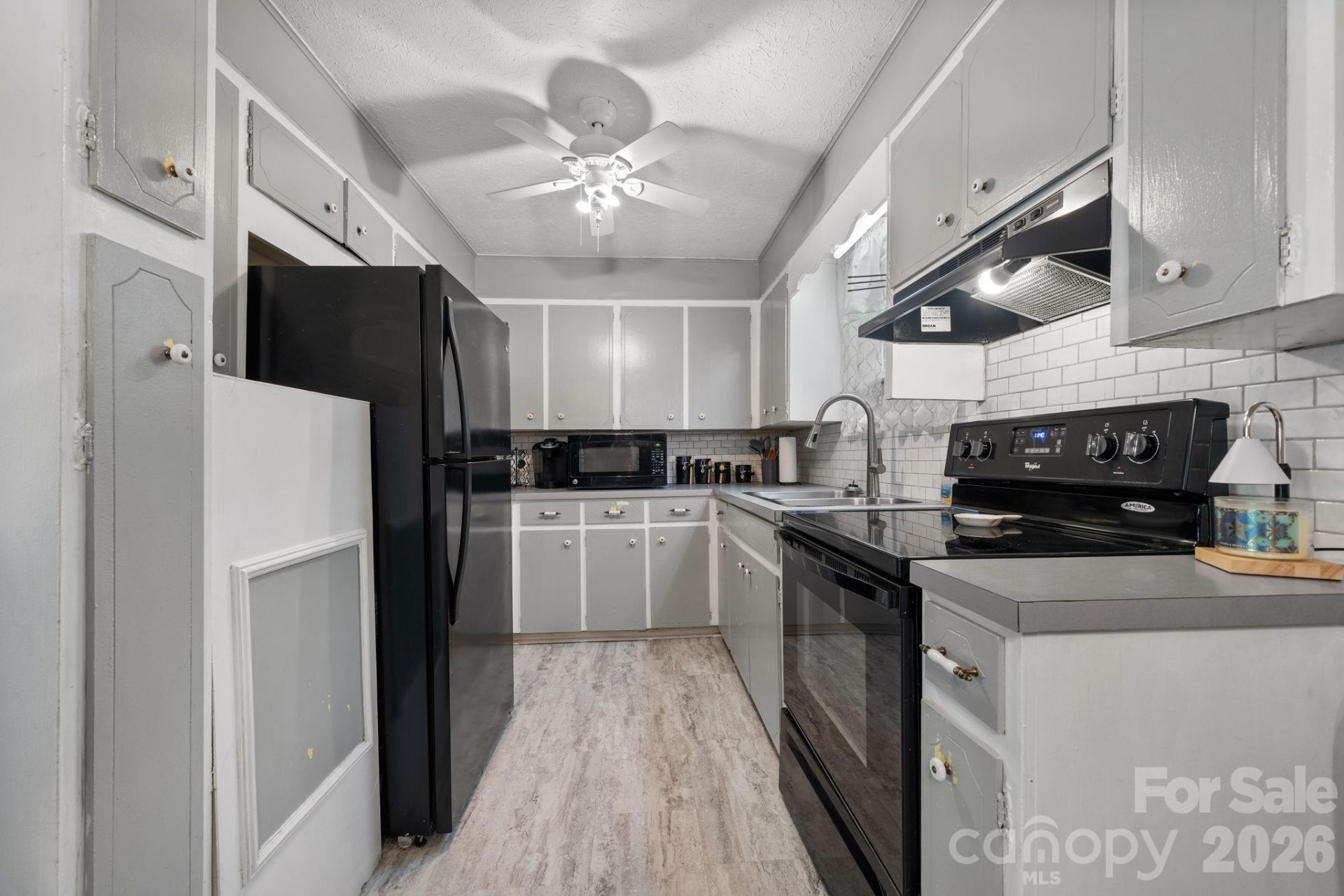 2881 Highline Avenue - Photo 15