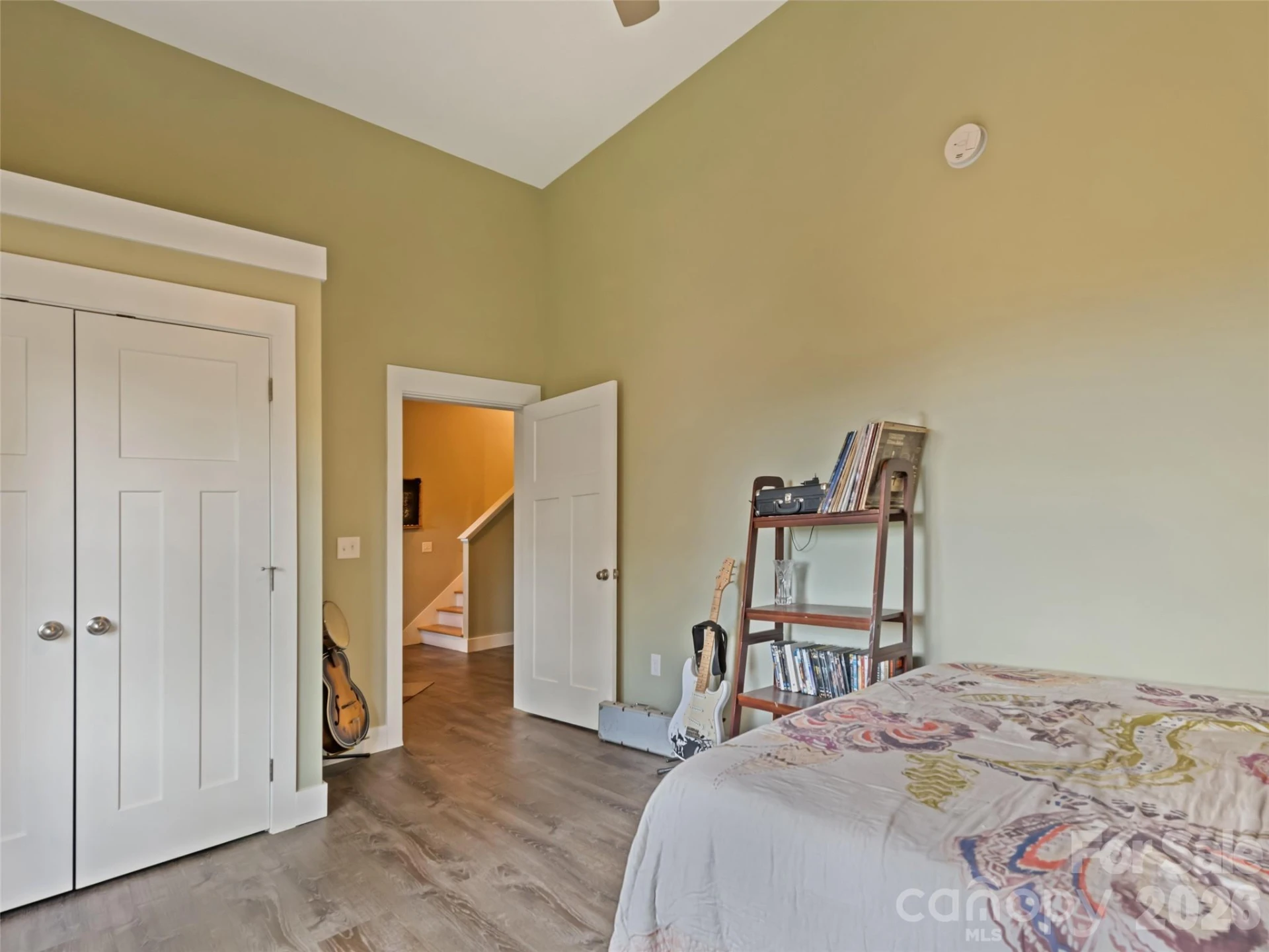 221 Northside Street - Photo 28