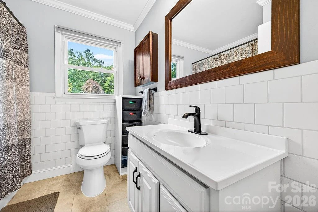 204 Oak Grove Road - Photo 16