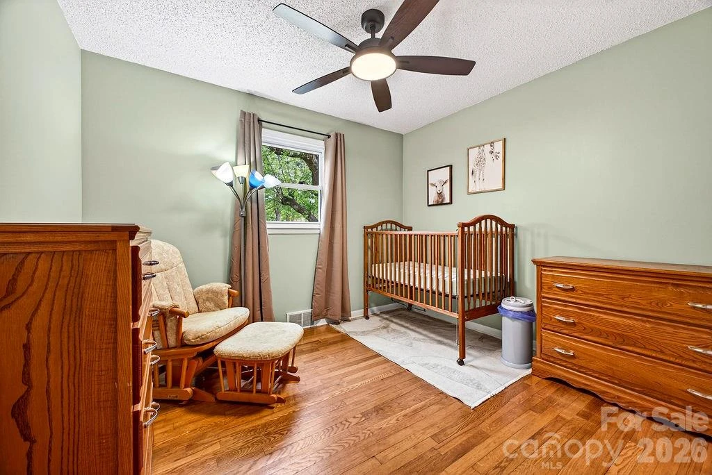 204 Oak Grove Road - Photo 21