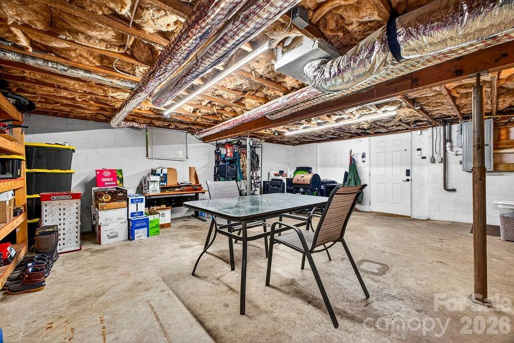 204 Oak Grove Road - Photo 23