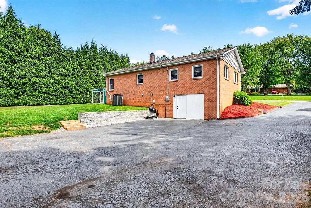 204 Oak Grove Road - Photo 27