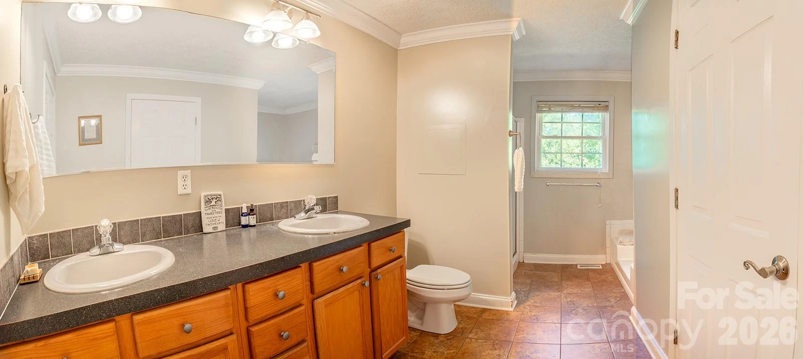 206 Courtland Place - Photo 11