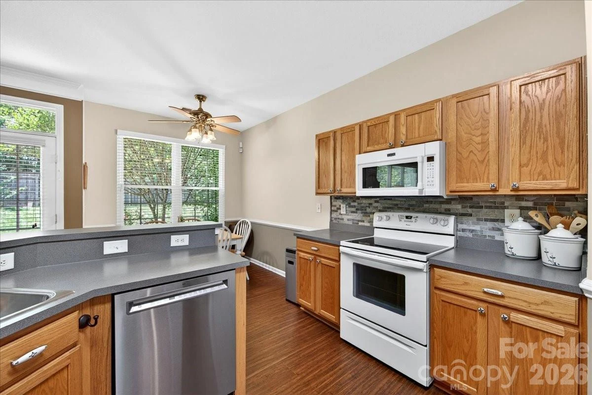 16046 Stuarts Draft Court - Photo 16