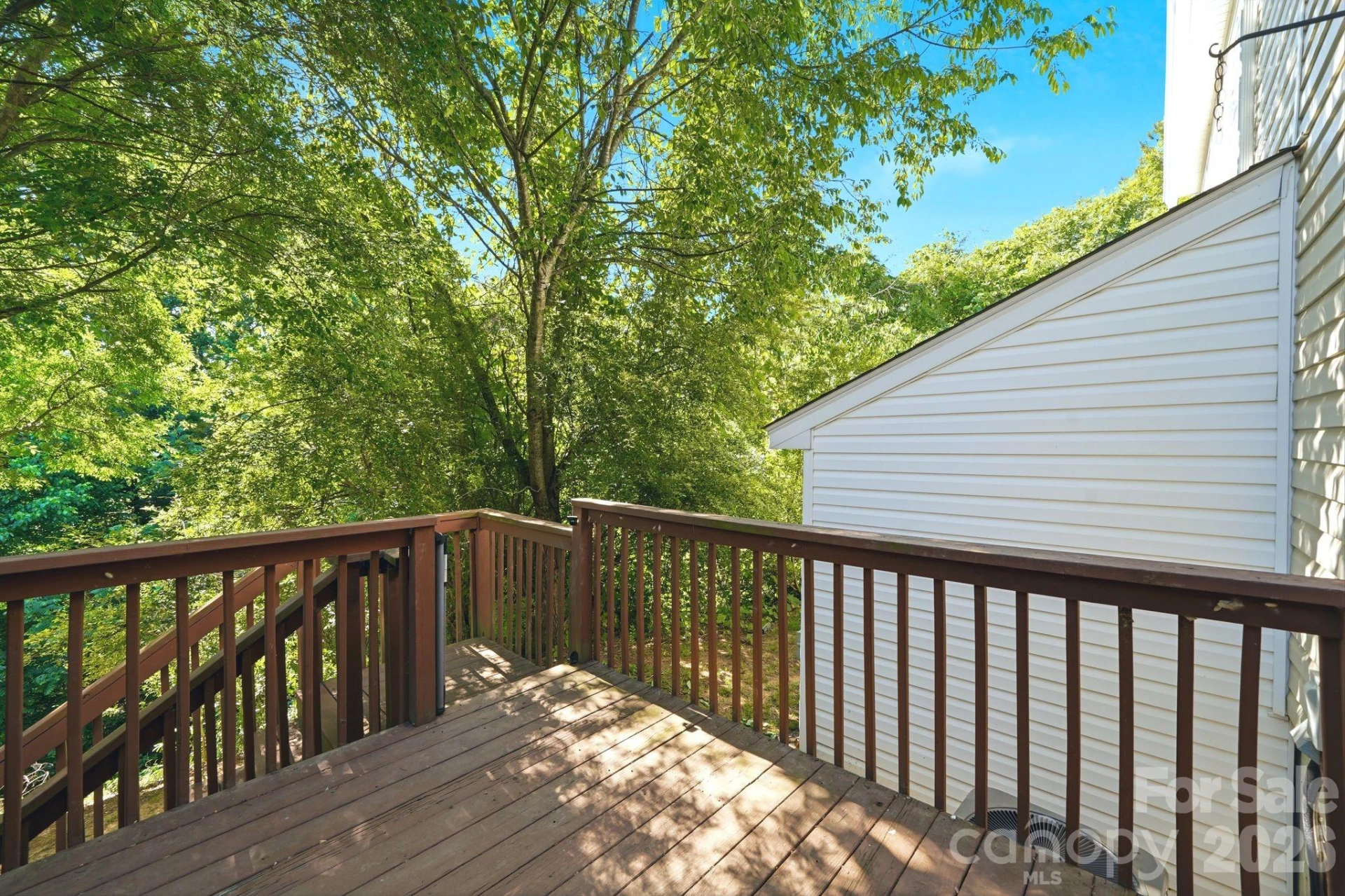 687 Rock Lake Glen - Photo 32
