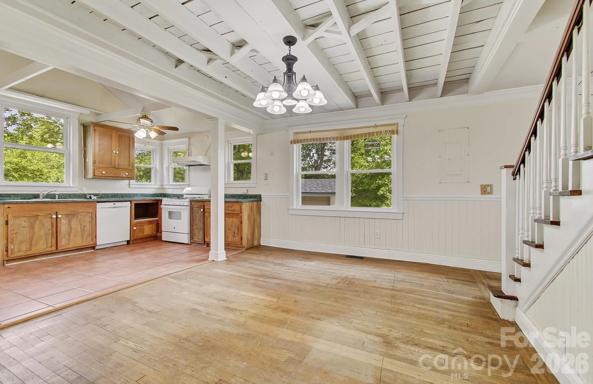 479 Saint Paul Road - Photo 17