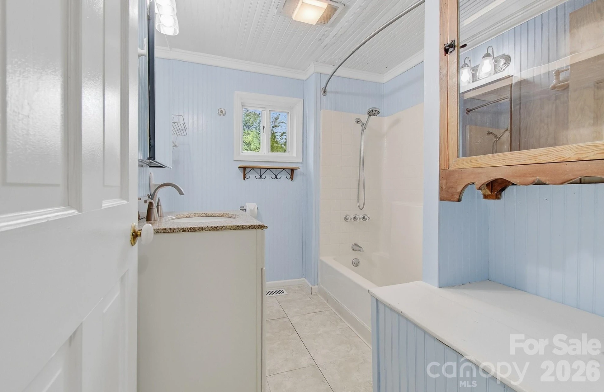 479 Saint Paul Road - Photo 23