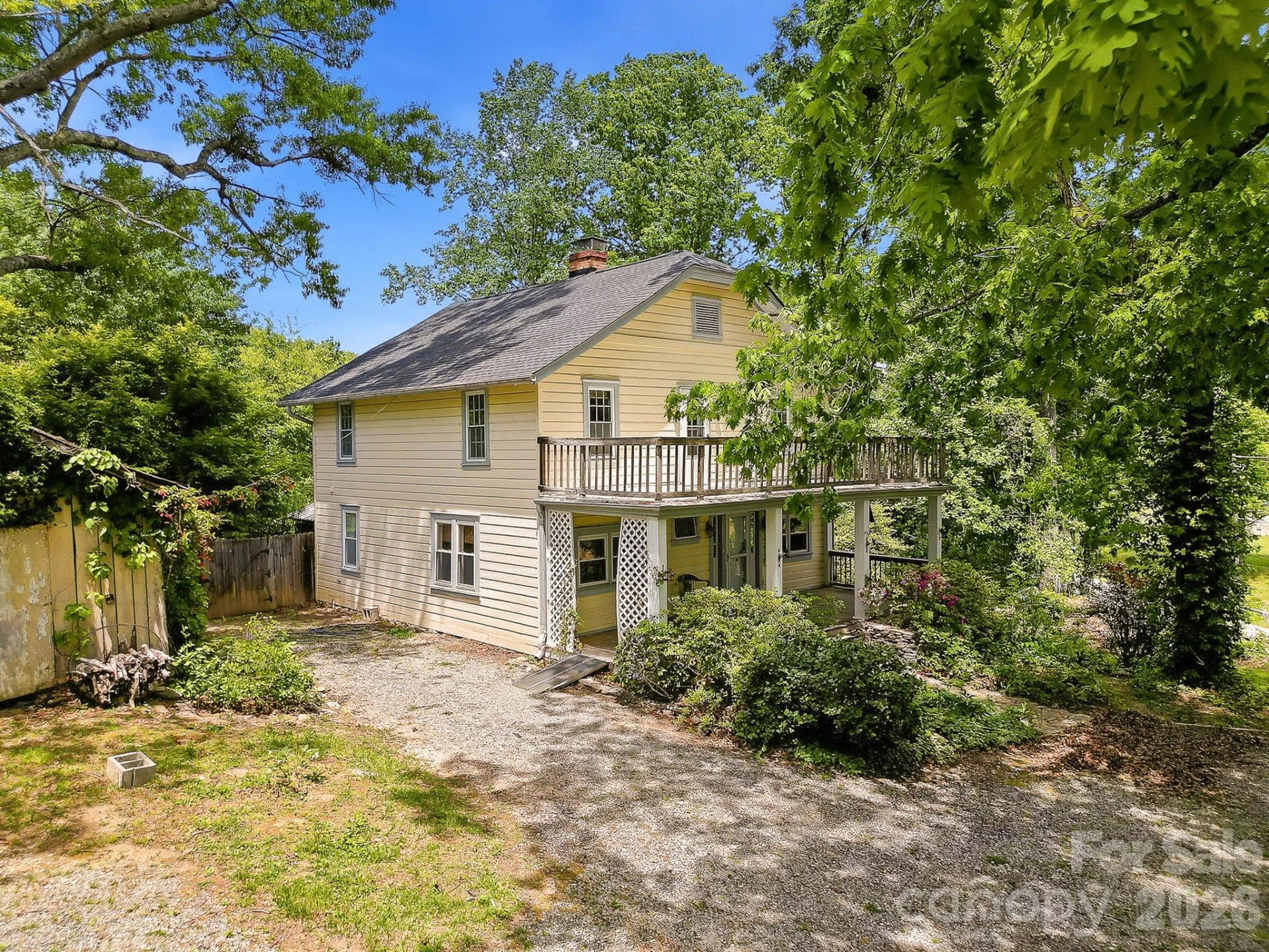 479 Saint Paul Road - Photo 36