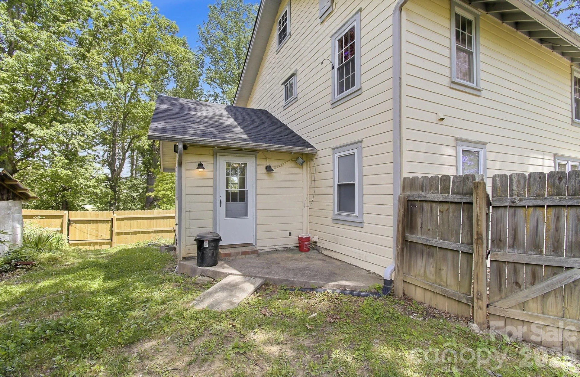 479 Saint Paul Road - Photo 44