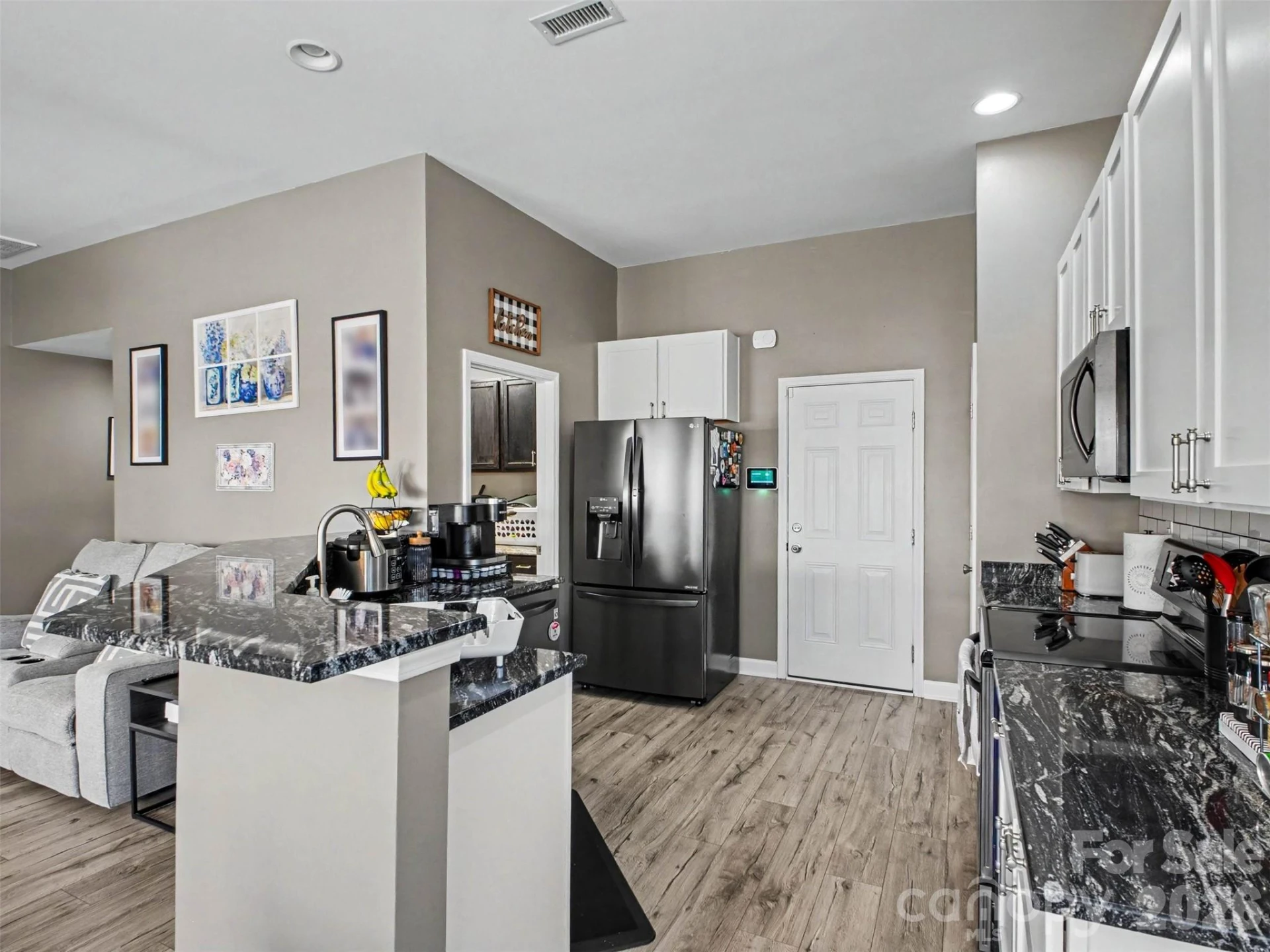 110 Humbold Place - Photo 4