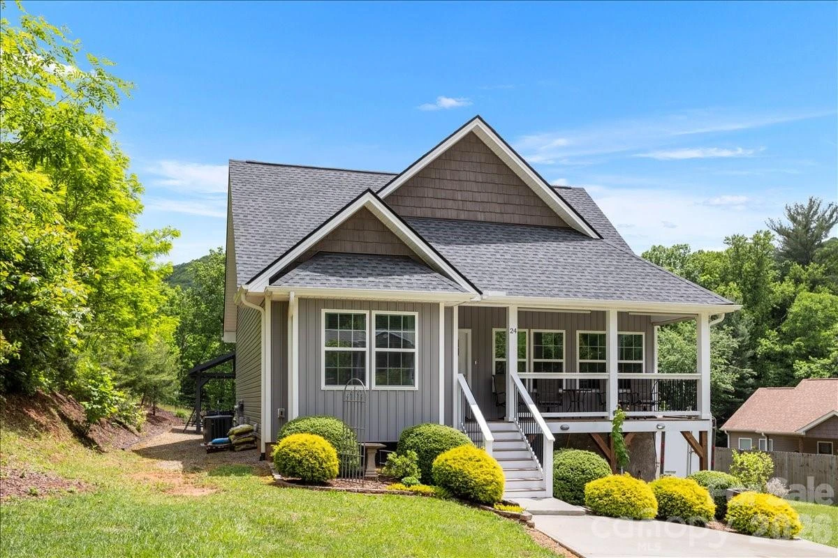 24 Mink Farm Road - Photo 2